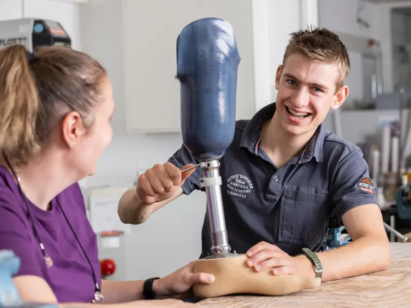25862 DHTA Orthopedisch Technisch Specialist Docent Merel En Student Roald MBO Amersfoort
